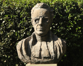 — St. Andrew's Scots School