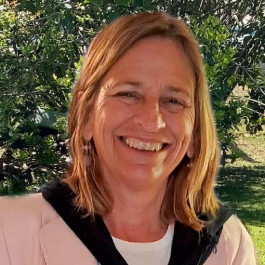 — St. Andrew's Scots School